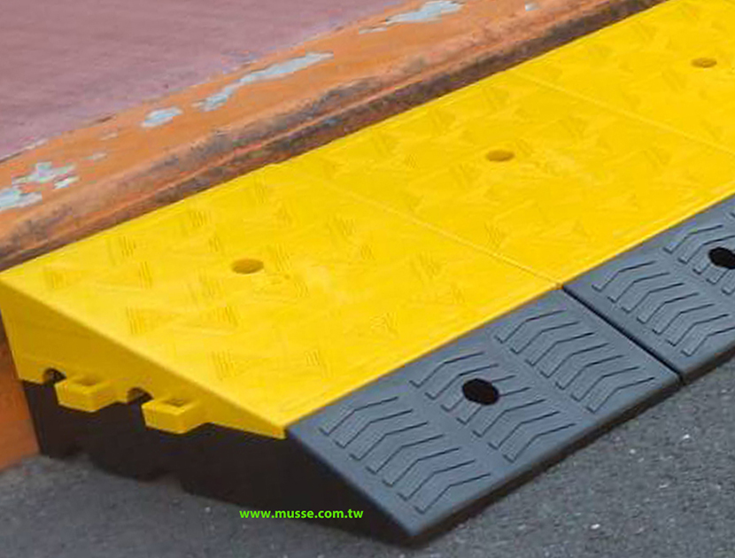 plastic Ramp